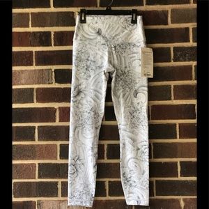 Lululemon Wunder Under Leggings